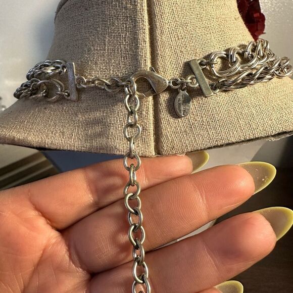 CHICOS CLEO SHORT NECKLACE - Picture 3 of 3